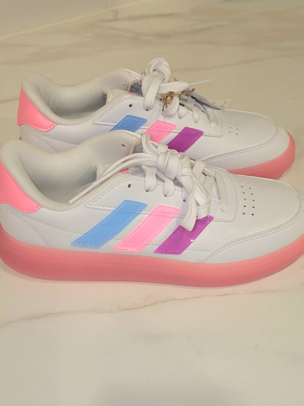 NWT Girl's Fun & Colorful Tennis Shoe